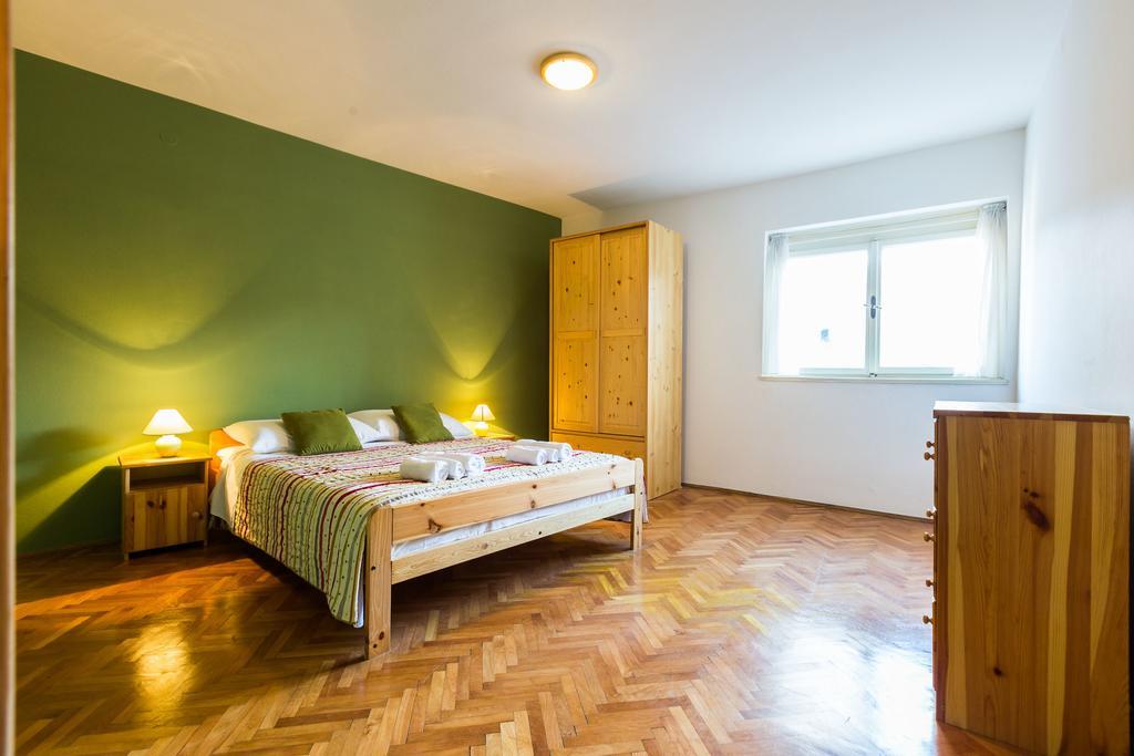 Lavender Apt. W. Balcony In Old Town Zadar Zimmer foto